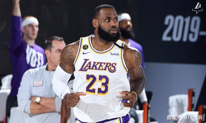  詹姆斯末节独揽12分助湖人逆转公牛取连胜